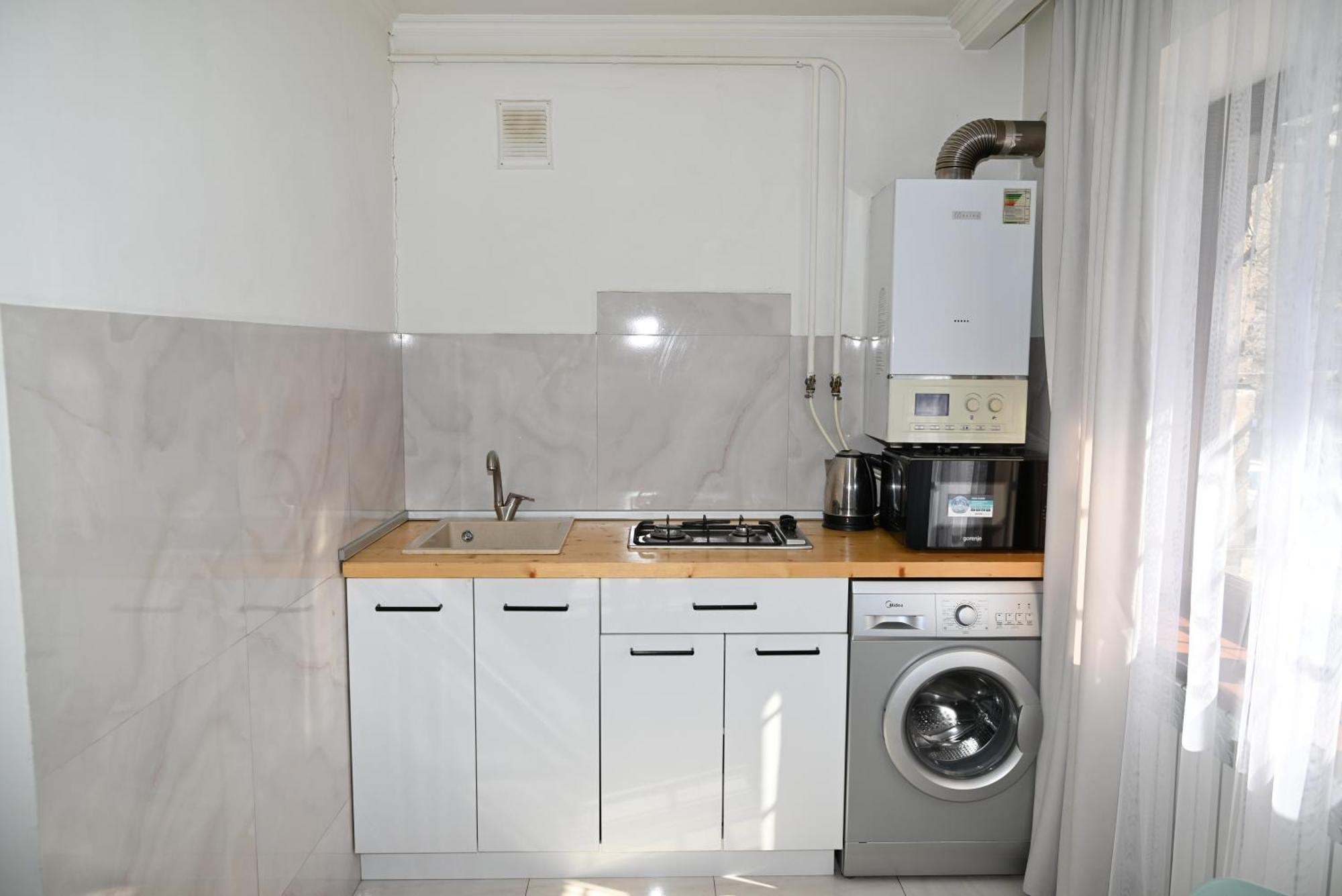 Cozy Apartment Near To The Metro H Kochar 19 Yerevan Exterior photo